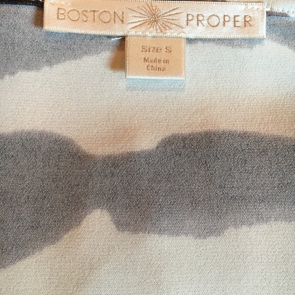 Boston Proper Animal Print Blouse! - Picture 3 of 3